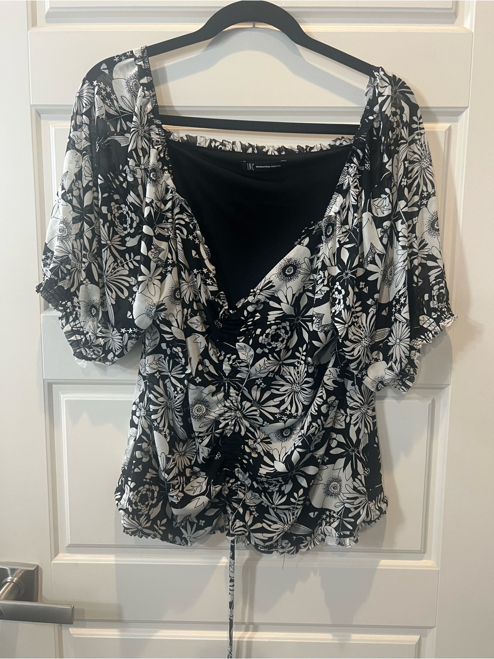 INC International Concepts Black & White Floral Tie-Front Blouse